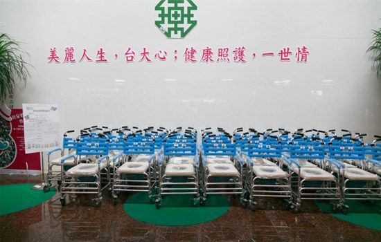 三陽工業傳送溫情、愛心隨行 捐助醫療用品至台北榮總及台大醫院新竹分院 三陽工業傳送溫情、愛心隨行 捐助醫療用品至台北榮總及台大醫院新竹分院