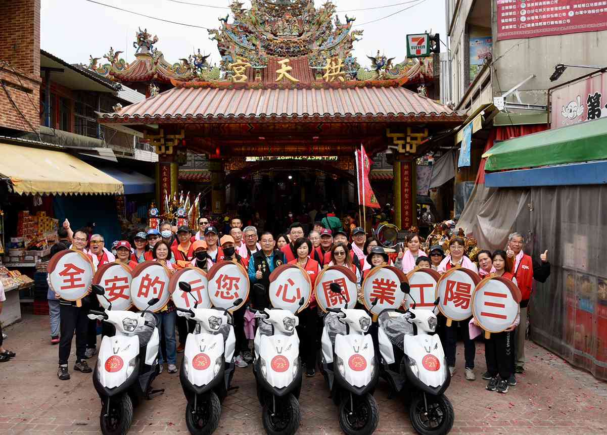 SYM熱血「鏡」份心！ 三陽啟動白沙屯媽祖進香守護行動 3,089公里擦亮粉紅超跑平安路